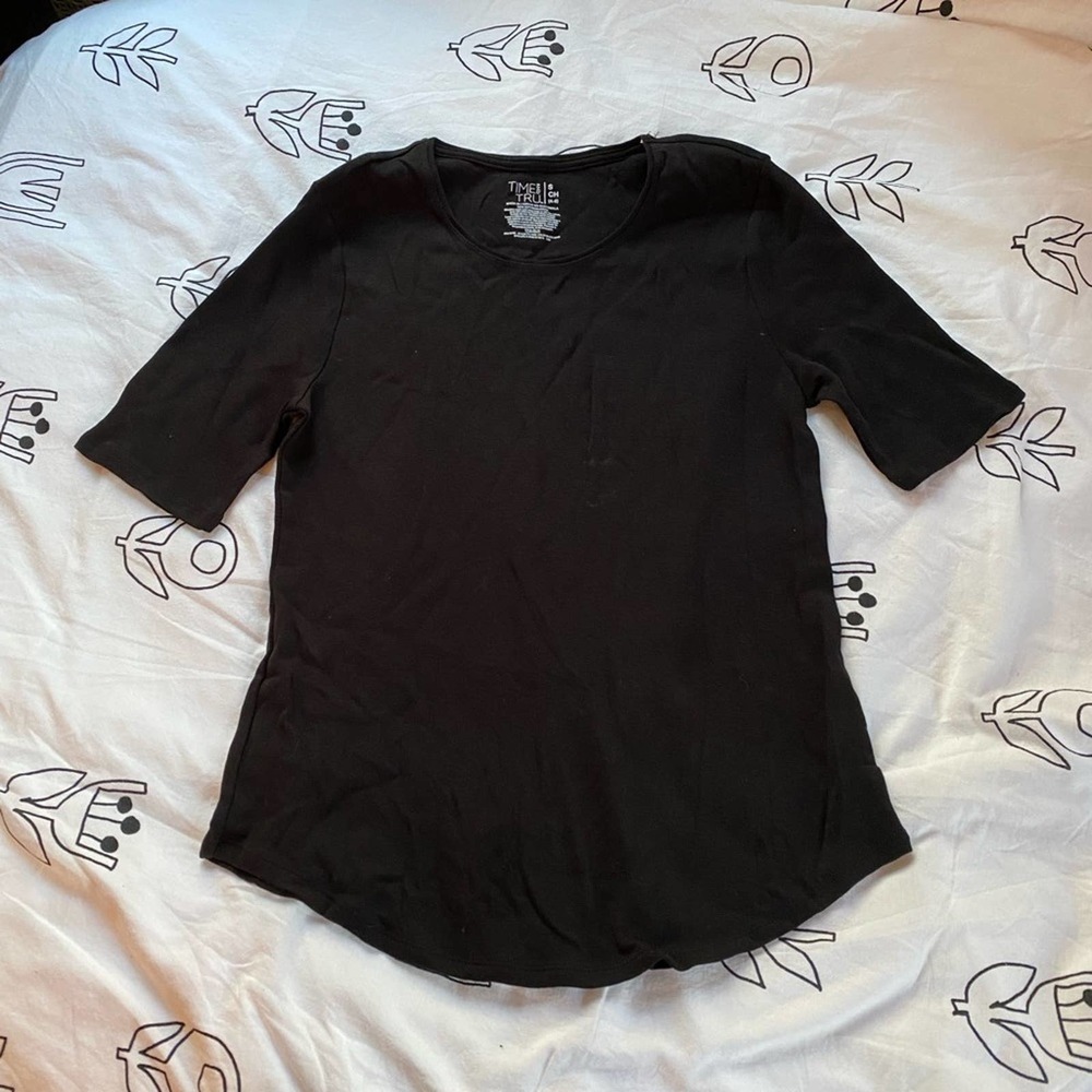 Time And Tru Black Tee Shirt